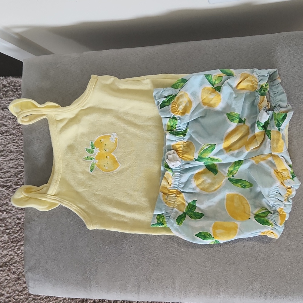 Carter's 3 piece set girl's 12 months Yellow
